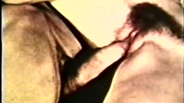 Peepshow Loops 15 70s and 80s - Scene 1