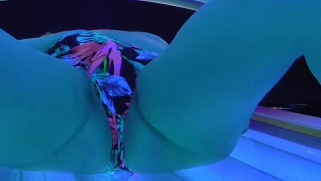 MASTURBATION IN PUBLIC HUGE ASS