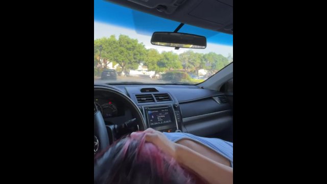 Clear day public quickie with Latina coworker