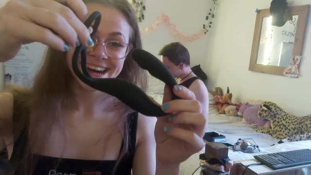Adult Toy Reviews ep.7 Unboxing Male sex toy, Exaggerated first reactions - Do not replicate