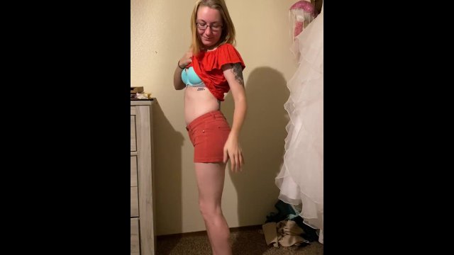 Striptease turns into creampie