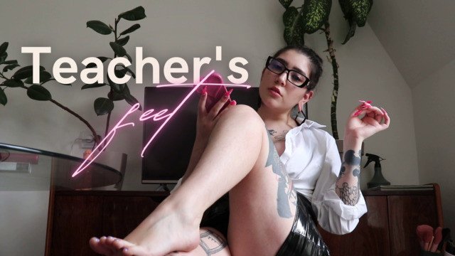 Teacher's Feet by Devillish Goddess Ileana