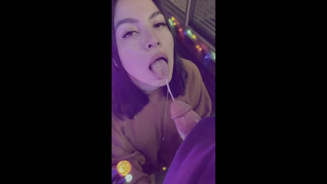 18 year old Latina gives Sloppy Christmas Blowjob to Daddy - Homemade