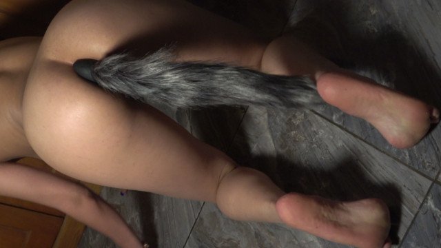 Brand new foxtail toy in my stepsister's ass. It hurt her a little but she liked it even more!