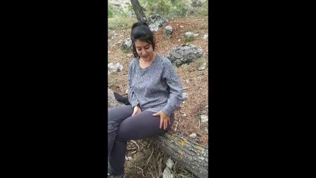 OUTDOOR PUBLIC SEX AND BLOWJOB FROM A VERY HORNY STRANGER
