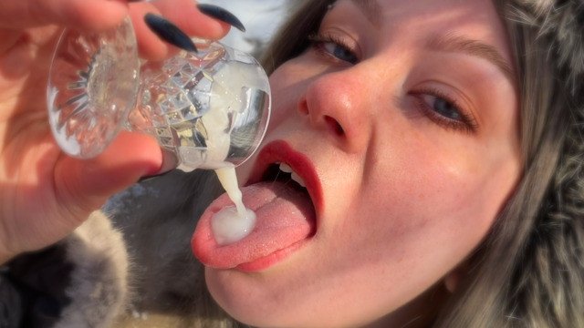 SLAVIC CORE - FROZEN CUM-LOAD DRINKING - Vilu Vidish cut clip