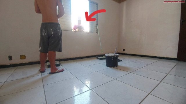 I couldn't stand it and had sex with the painter's dick, the greedy bastard left my pussy all cummed