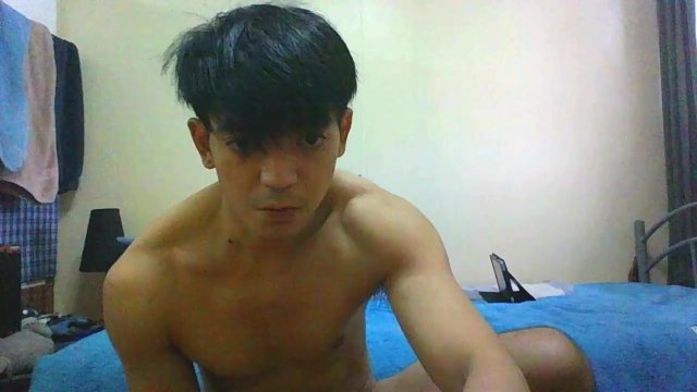 My most awkward first camshow experience BTS. From soft to hard to wild.