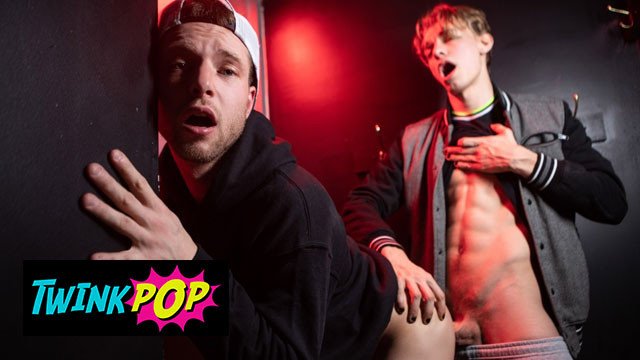 TWINKPOP - Benjamin Blue Sucks Leo Louis' Huge Dick Before Bending Over To Get Fucked