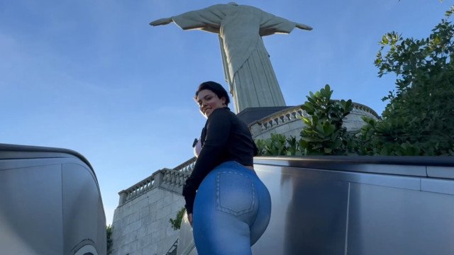 VLOG: BIKINI, SEX, SEA - My first trip to Brazil (EPISODE 01)