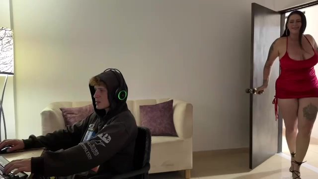 TRAILER: I FUCK MY DAD'S BROTHER'S WIFE