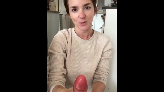 Stepson Hand job in a hurry full vid @therealemily34 OF, fansly, many vids,clips, slushy