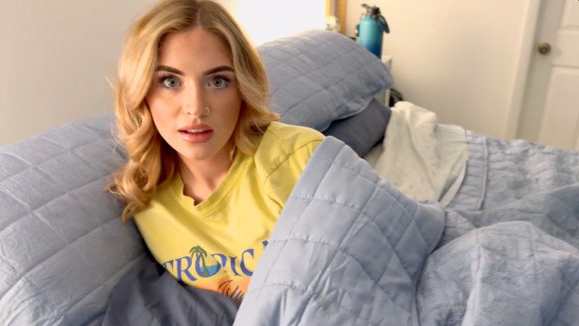 OMG Step Sis Quit Playing with your Pussy, I Only Wanted to Watch A Movie
