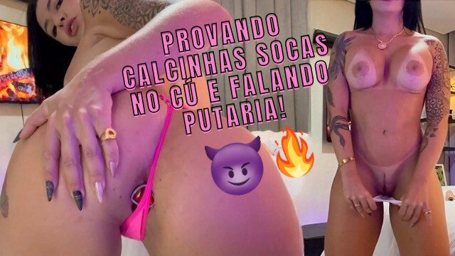 Provei minhas calcinhas mais sexy e me masturbei no espelho socando uma rola grossa na bucetinha