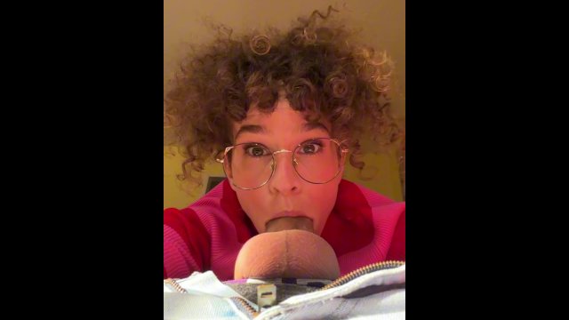 Quickie Under The Christmas Tree Cum Down My Chimney
