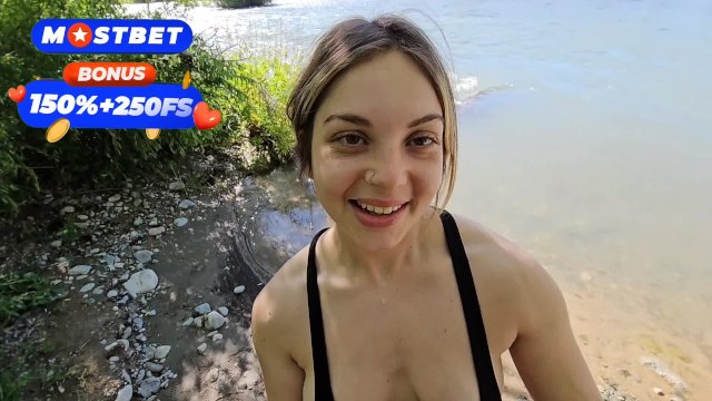 Mamada al aire libre y con un final epico.  CREAMPIE ANAL