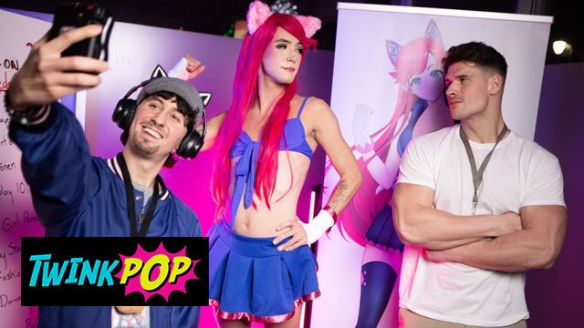 TWINKPOP - Watch Axelle Rose Suck And Then Ride Malik Delgaty Before Getting A Cumshot On His Ass