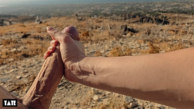 amateur voyeurs hike naked & get a blowjob with huge cumshot - little arden
