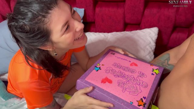 My stepsister is turning 20 years old and I surprise her by ending in a nice fuck with orgasms