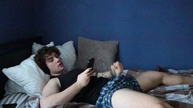 i got way too horny so i decided to just set my camera up so you can watch