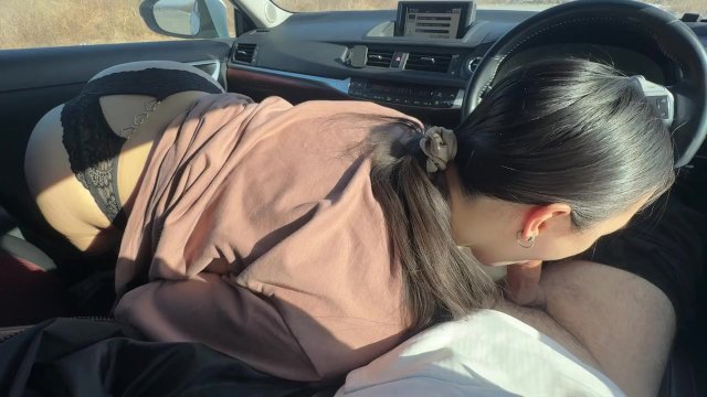fucked a friend who has a boyfriend in the car