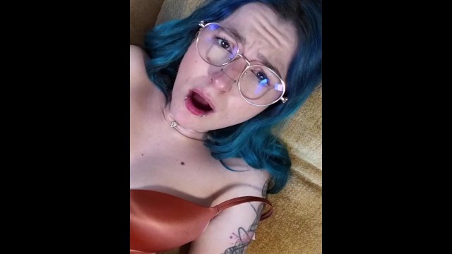 Je te convaincs me baiser fort je suis obsédée par ta bite (POV) - Française Alt Blowjob Film entier