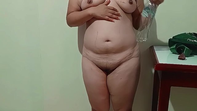 Fucking inexperienced girlfriend then finishing in the mouth of a mature 70 year old milf