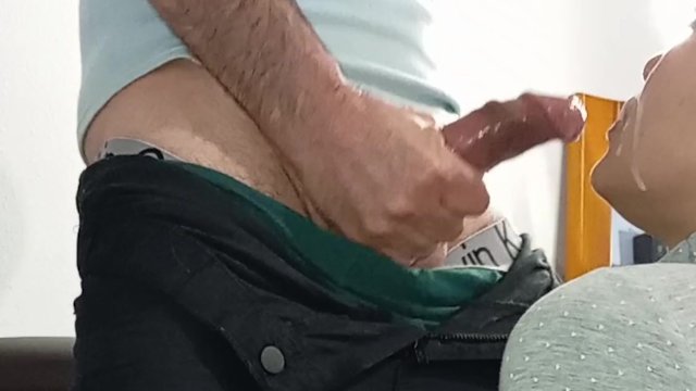 DEEP BLOWJOB AND CUM ON THE FACE