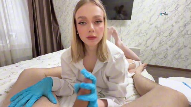О БОЖЕ, МОЙ УРОЛОГ РЕШИЛ ПРОВЕРИТЬ МОЙ ЧЛЕН С ПОМОЩЬЮ СВОЕЙ ПИЗДЫ - Arisha_Mills