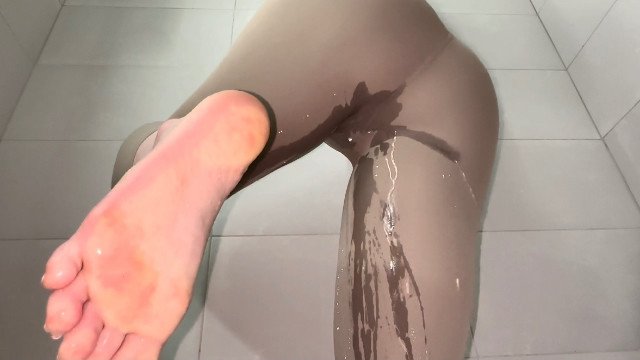 Girl Self Pee/Omorashi/Wetting Compilation