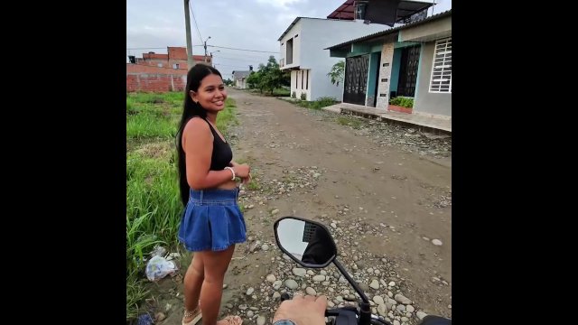 LLEVO A CASA A CHICA QUE ESTABA ESPERANDO EL UBER Y MELO CHUPA