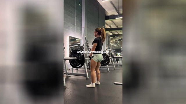 18yo Squirting Virgin: Pussy Gushes During Hardcore Fuck