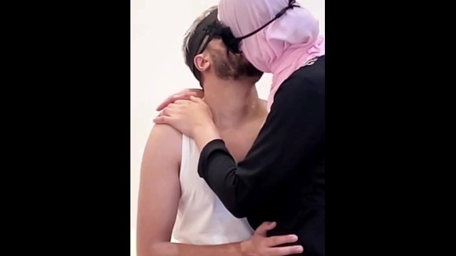 سكس جزائري جديد 🍆قحبة من عنابة ترفد في القلوة
