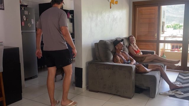 Eu comi a casada enquanto o corno lava louça - Patty Wife