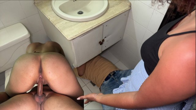 SEXO SIN CONDÓN CON EL FONTAERO, NO TENIA DINERO, PAGUE CON MI RICA VAGINA
