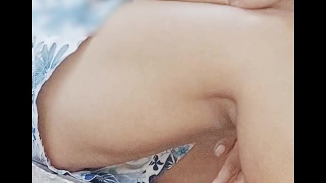 Buso sa dalagang nakaupo kita Ang kiffy