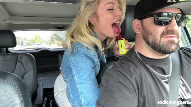 Oral Fixated Milf blows her UBER Driver