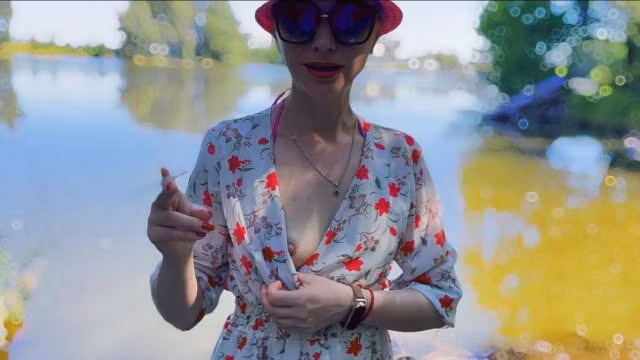 Hot Summer Day: Oksi’s Outdoor Blowjob & Swallow