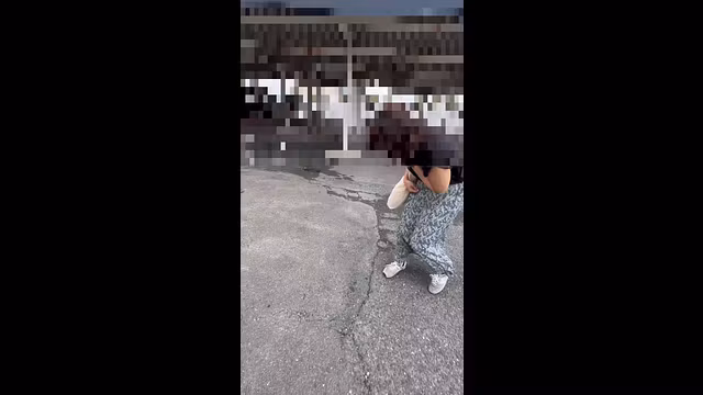 【個人撮影/不倫妻】ホテルに向かう車内と駐車場で連続アクメする不倫妻