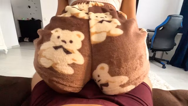 Humping and make my stepbrother cum on him,with me ass in my teddy bear pajamas