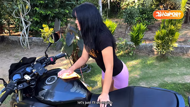 Трахнул Мото Мойщицу Чтобы Доказать , Что Я Порноактер Pornhub!