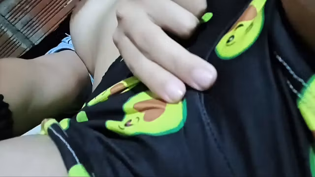 💦I FOUND A VIDEO ON MY BOSS'S PHONE OF HER MASTURBATING. MY BOSS'S WIFE IS SO HOT💦