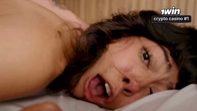 This is the advantage of staying home alone with my 18-year-old stepsister—she gave me her virginity! Zack Whiter