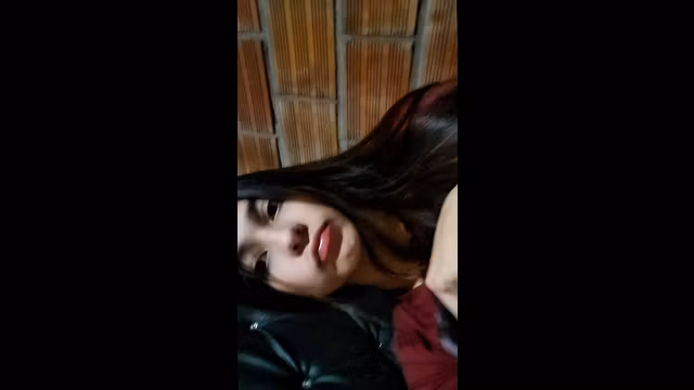 💦💦Horny Babe Fingers Herself to Orgasm💦💦