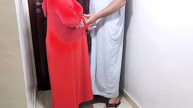 نيك طيز شرموطة مصرية مربربة جامده مصرية تتناك من طيزها كلام سكس ونيك
