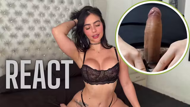 React: I seduce my stepbrother until I convince him to fuck me.