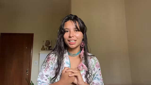 precisei apagar os vídeos explícitos do canal - A4UARIANA