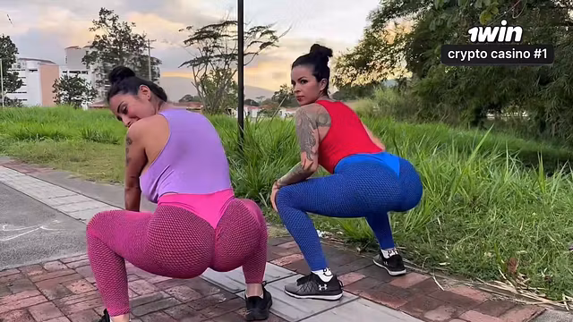 SEXO ANAL - Cómo hacer feliz  a mi mejor amiga xxx jeniferplay