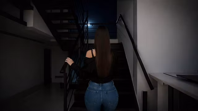 I go into an abandoned house and the security guard fucks me