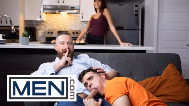 MEN - Maverick Sun Gets Horny While His Girlfriend Cooks And Sneaks A Quickie With Daddy Cakes